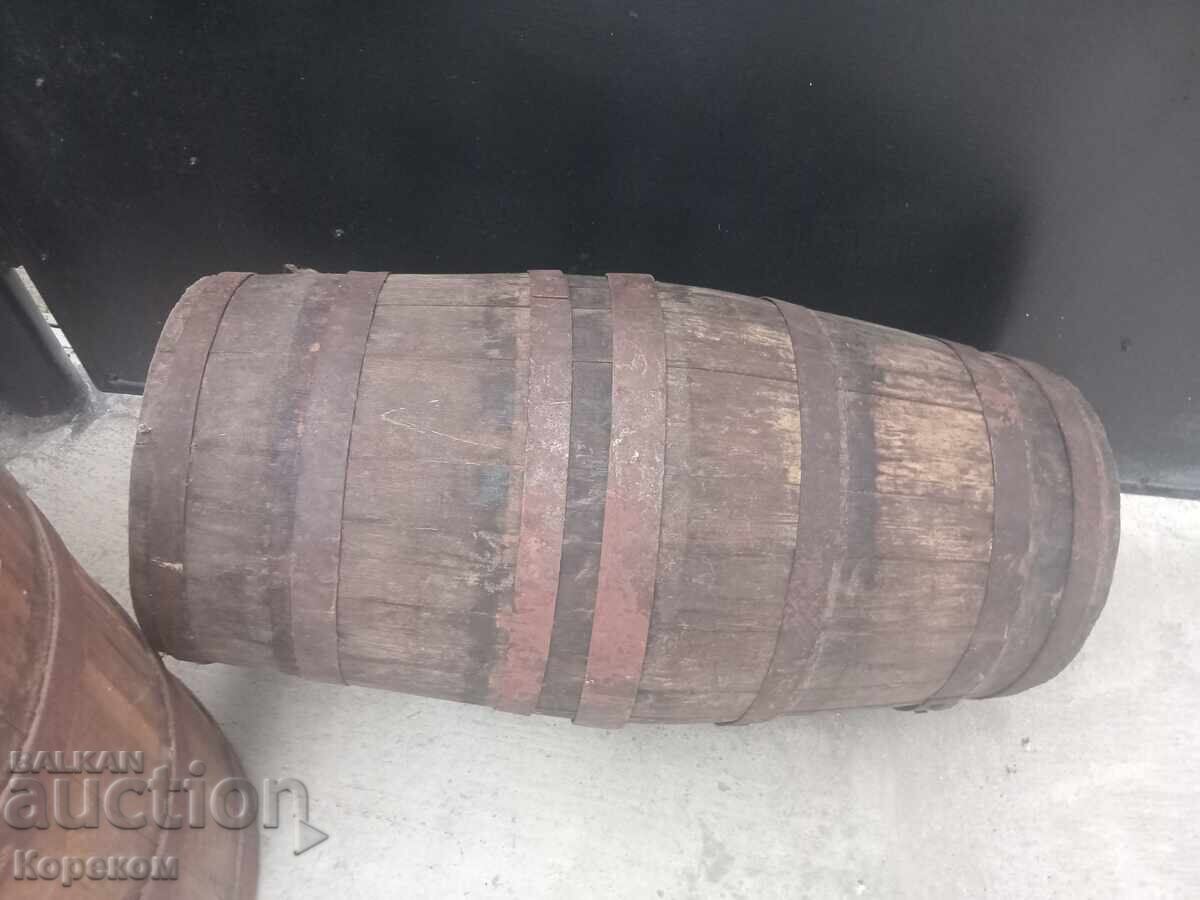 Licitație Căldare și butoi Licitație Căldare și butoi