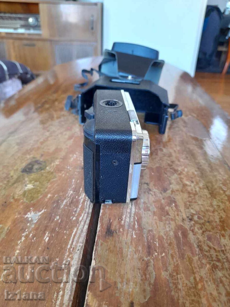 Old Kodak camera - 5