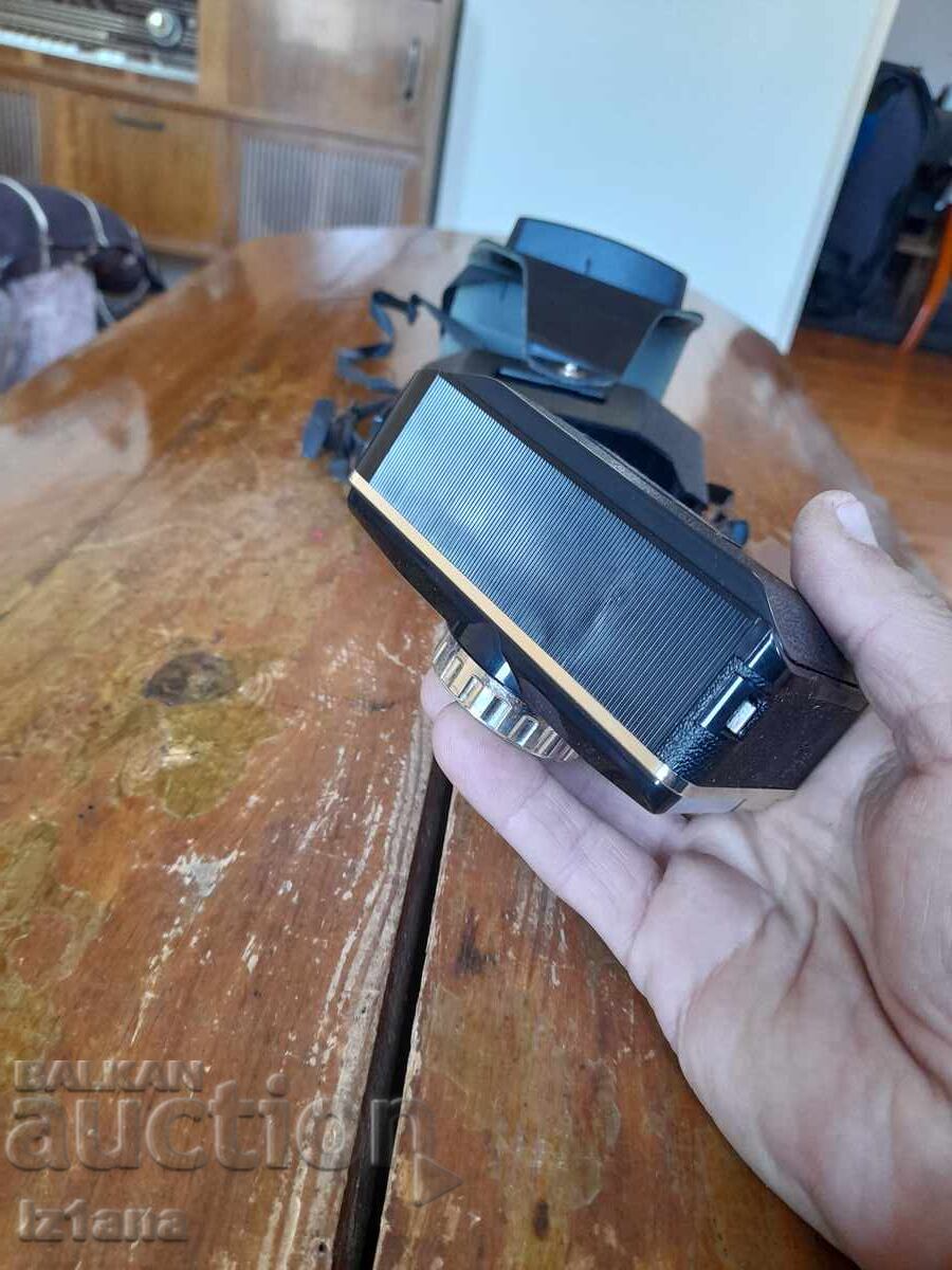 Old Kodak camera - 6