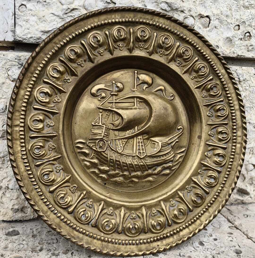 ΜΕΓΑΛΟ ΔΙΑΚΟΣΜΗΤΙΚΟ ΜΕΤΑΛΛΙΚΟ ΠΙΑΤΟ ΠΑΝΟ ΚΑΡΑΒΙ ΓΙΑ ΤΟΙΧΟ ΠΙΝΑΚΑΣ με τιμή € 12.00 | 23.47 BGN