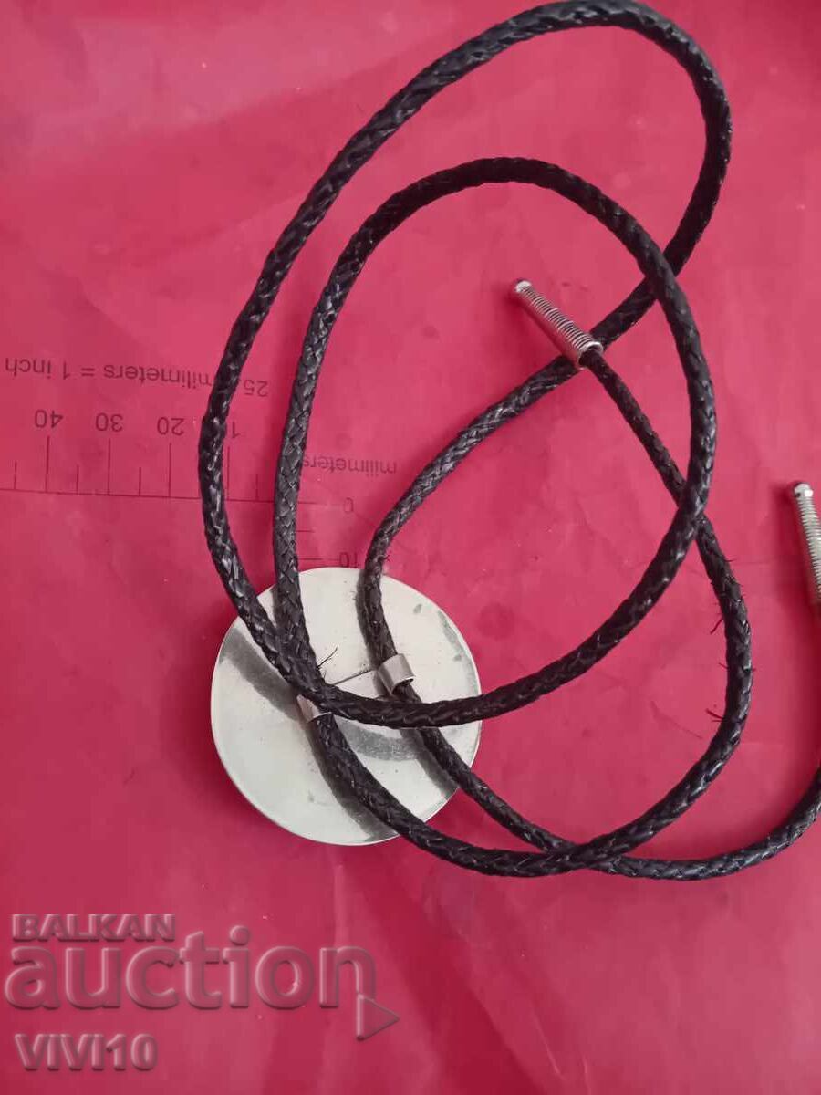 Vintage γραβάτα, μαύρος όνυχας με τιμή € 20.00 | 39.12 BGN Vintage γραβάτα, μαύρος όνυχας με τιμή € 20.00 | 39.12 BGN