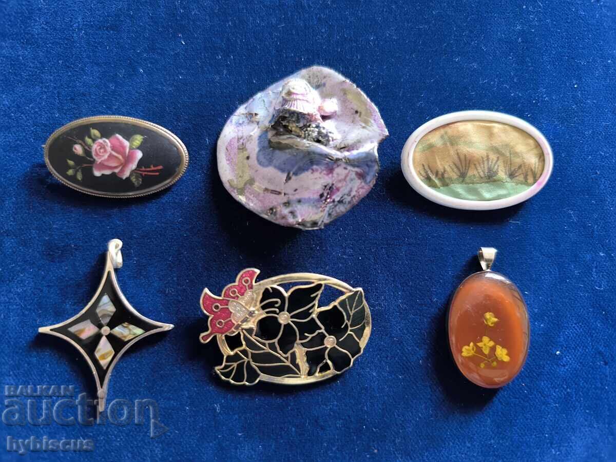 Lot de șase /6/ podoabe de import broșe și coliere - 6