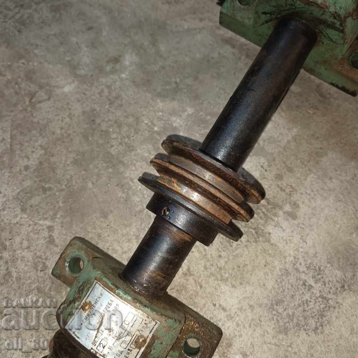 Arbor with circular saw blade - 6