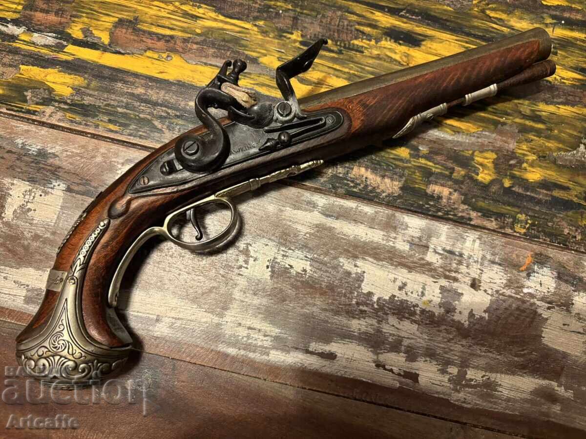 Pistol cu cremene George Washington - replică cu preț € 89.00 | 174.07 BGN