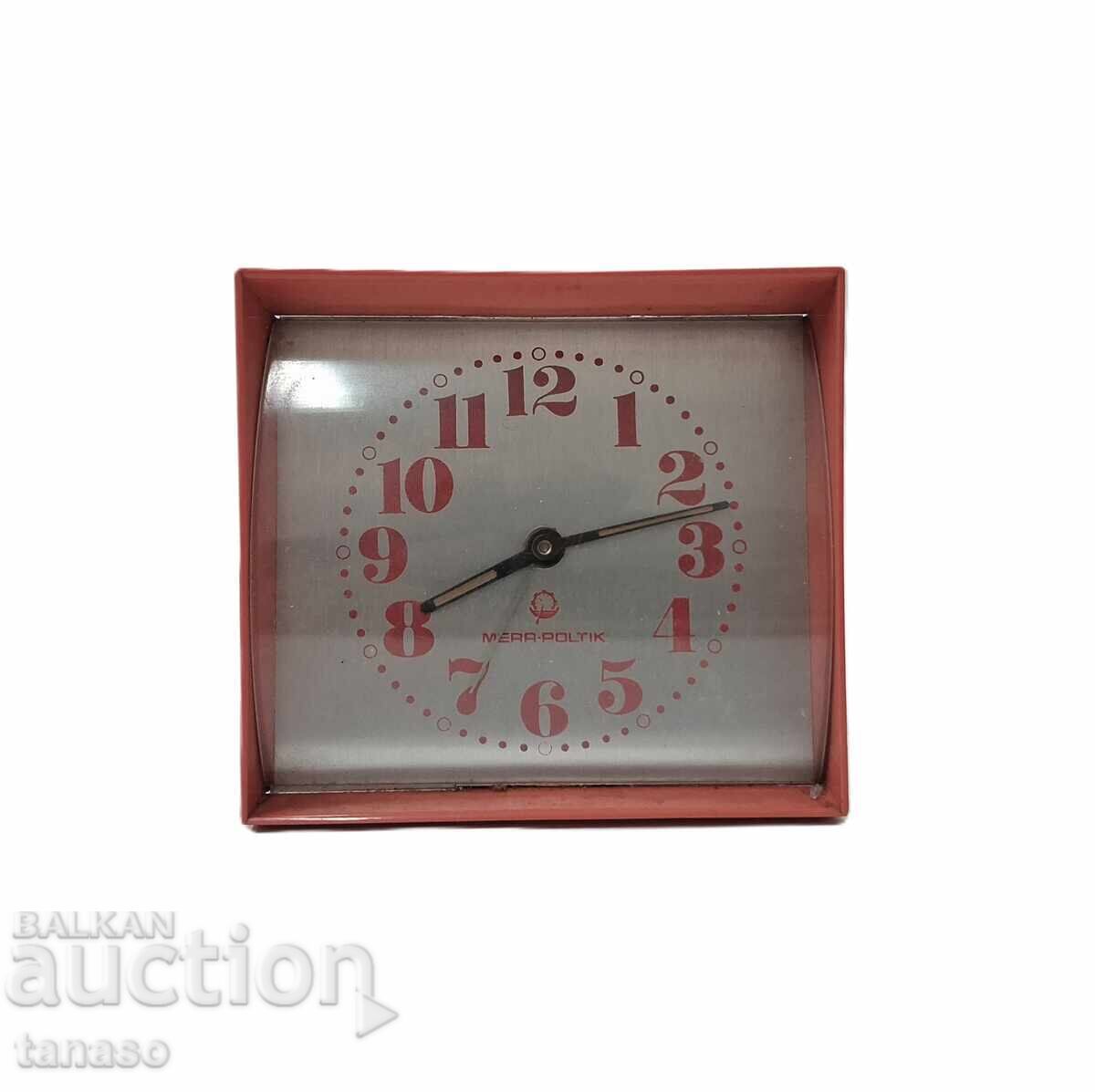 Ceas deșteptător mecanic retro MERA-POLTIK–Polonia(9.5) cu preț € 18.00 | 35.21 BGN