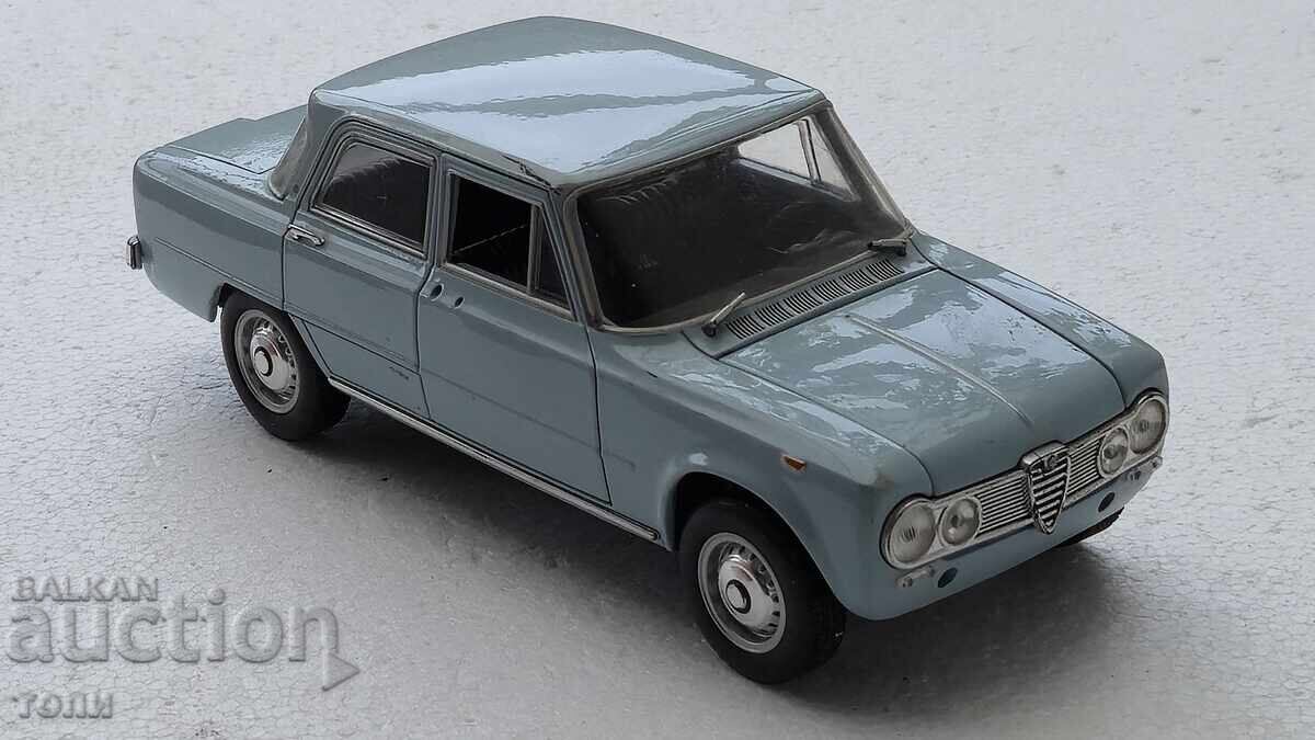 ALFA ROMEO GIULIA 1600 SUPER FABRICAT ÎN CHINA 16 cm