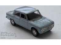 ALFA ROMEO GIULIA 1600 SUPER FABRICAT ÎN CHINA 16 cm