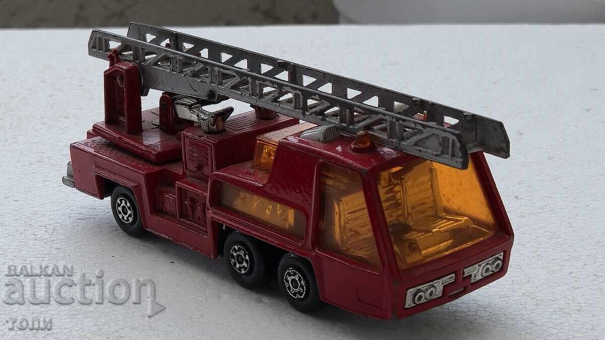 MATCHBOX K -9 FIRE TENDER 1972 MADE IN ENGLAND  15см. с цена € 1.51 | 2.95 лв.