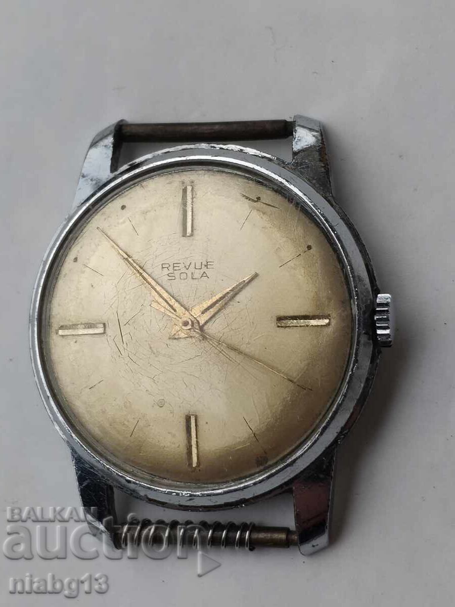 Revue Sola με τιμή € 10.00 | 19.56 BGN