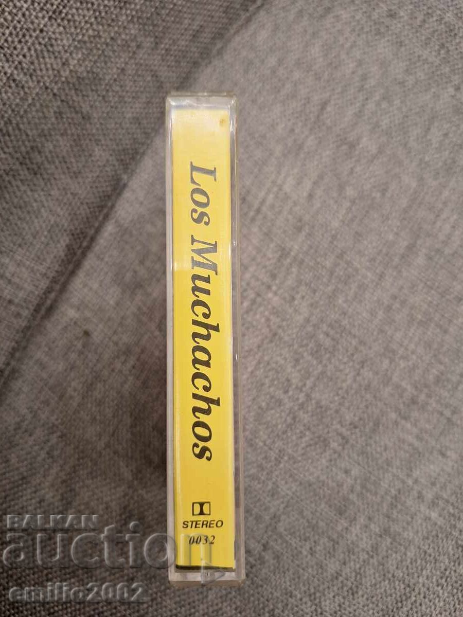 Caseta audio - Los Muchachos cu preț € 1.49 | 2.91 BGN