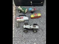 Lot jucării vechi din metal pentru piese tractor, camion betonieră