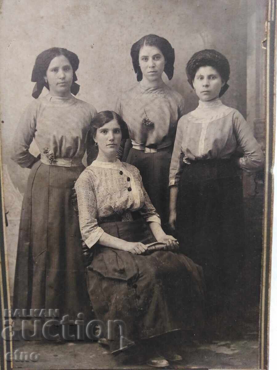ROYAL PHOTO CARD - H.T. PAPUKCHIEV, PLOVDIV, PLOVDIV with price € 0.01 | 0.02 BGN