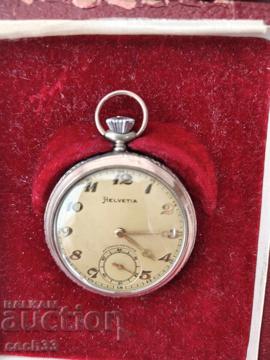 Helvetia - ceas de buzunar vintage. Argint 0.800. Antimagnetic cu preț € 135.00 | 264.04 BGN