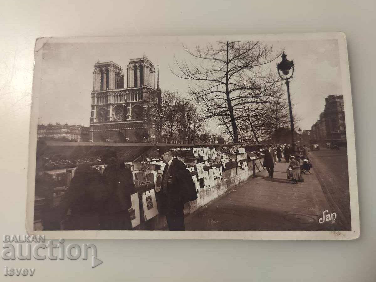 Licitație Vedere spre Notre Dame, vedere poștală