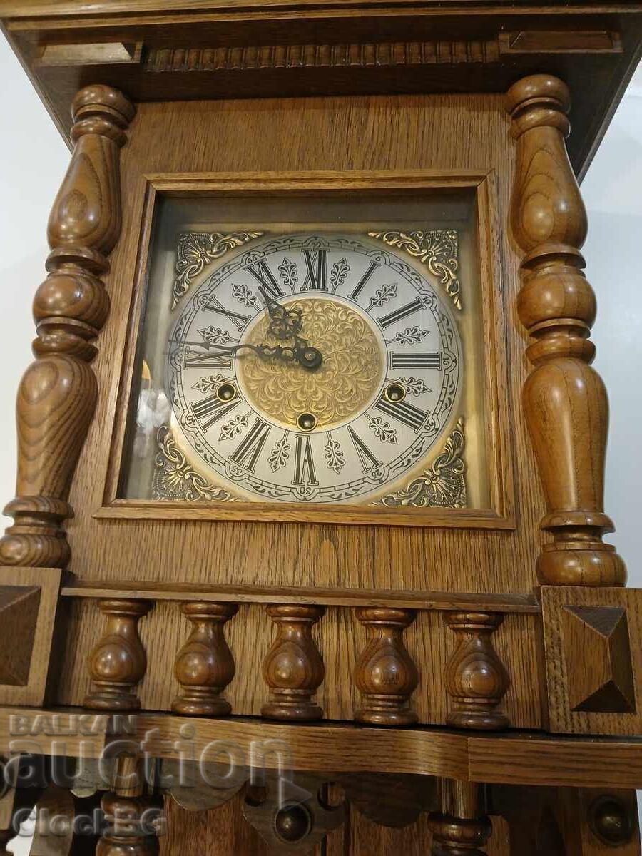 Аукцион vintage wall regulator with Westminster chime.