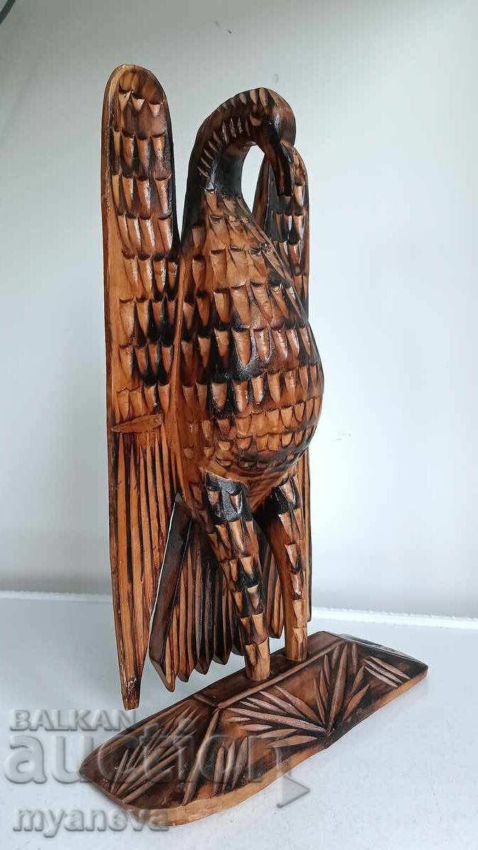 Vultur cu aripi desfăcute, sculptură veche în lemn, de autor - 7