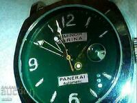 Όμορφο ρολόι 4 ωρών Luminor Panerai. Αυτόματο, λειτουργεί άψογα