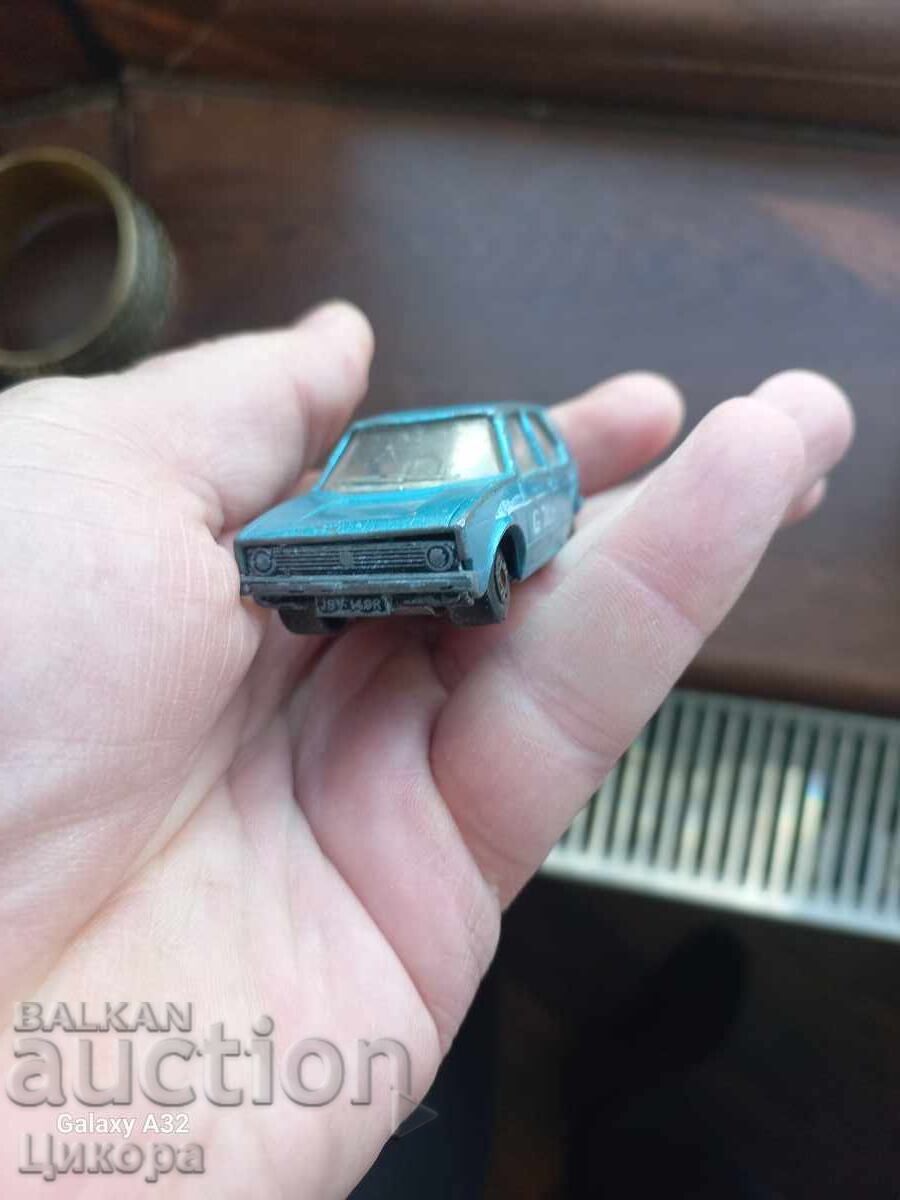 MAȘINUȚĂ METALICĂ MATCHBOX BULGARIA GOLF - 5