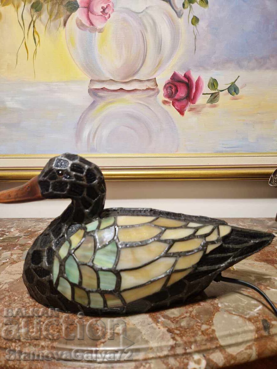 Lampă de masă unică în stil Tiffany cu preț € 97.00 | 189.72 BGN Lampă de masă unică în stil Tiffany cu preț € 97.00 | 189.72 BGN