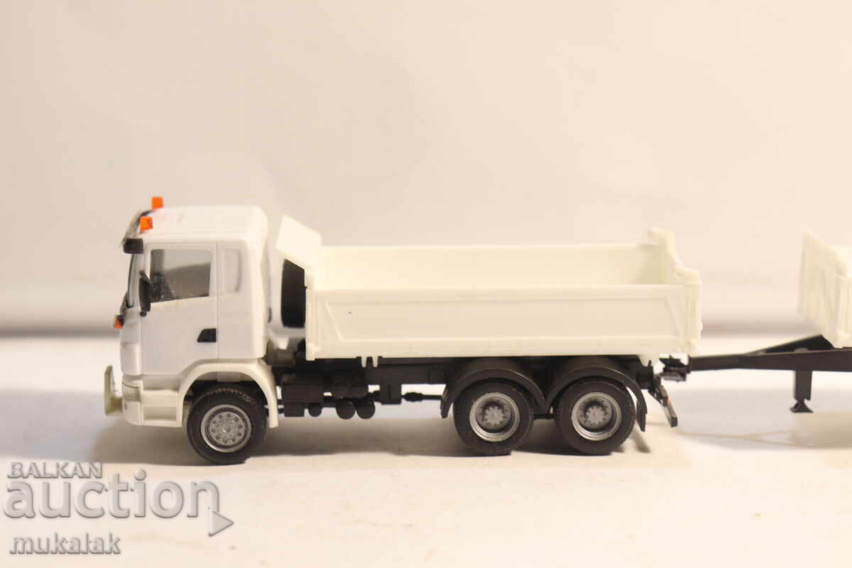 HERPA 1:87 H0 SCANIA AUTOBAASCULANTĂ GONDOLĂ CAMION MODEL MINIATURĂ cu preț € 28.00 | 54.76 BGN