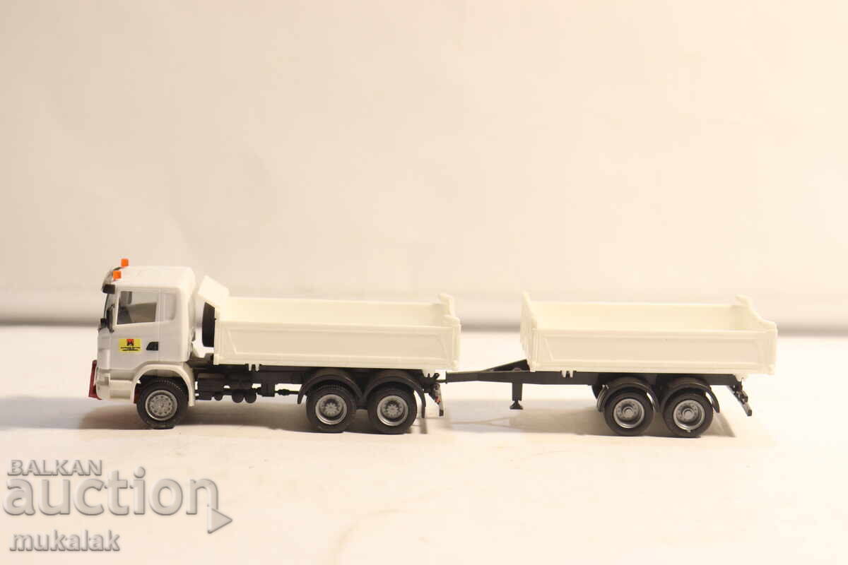 HERPA 1:87 H0 SCANIA AUTOBAASCULANTĂ GONDOLĂ CAMION MODEL MINIATURĂ cu preț € 28.00 | 54.76 BGN