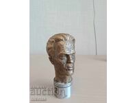Bust de autor din bronz al lui N. I. Vapțarov