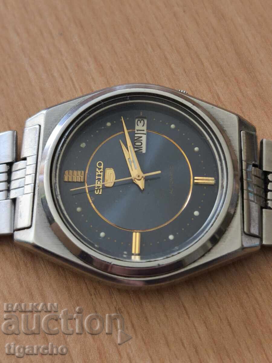 SEIKO 5 watch with price € 75.00 | 146.69 BGN