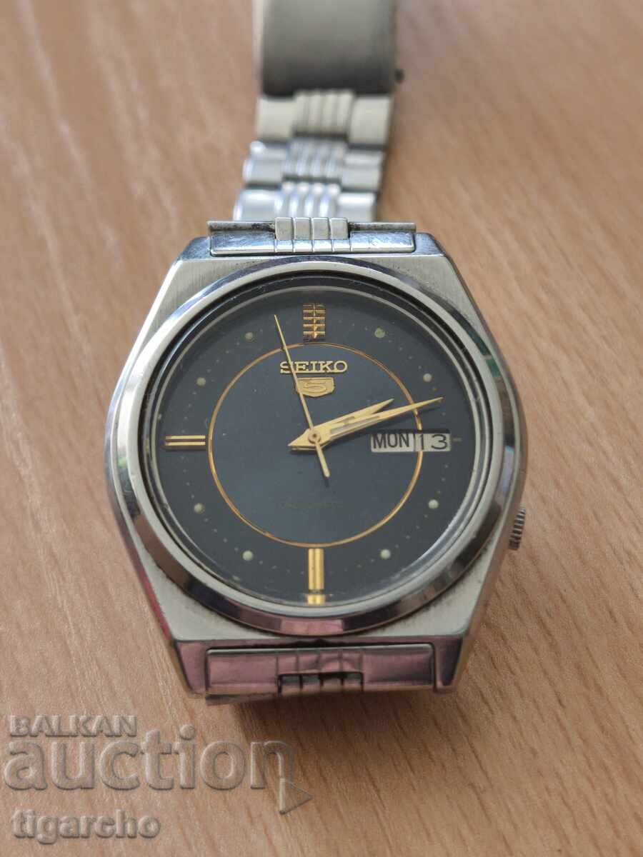 SEIKO 5 watch