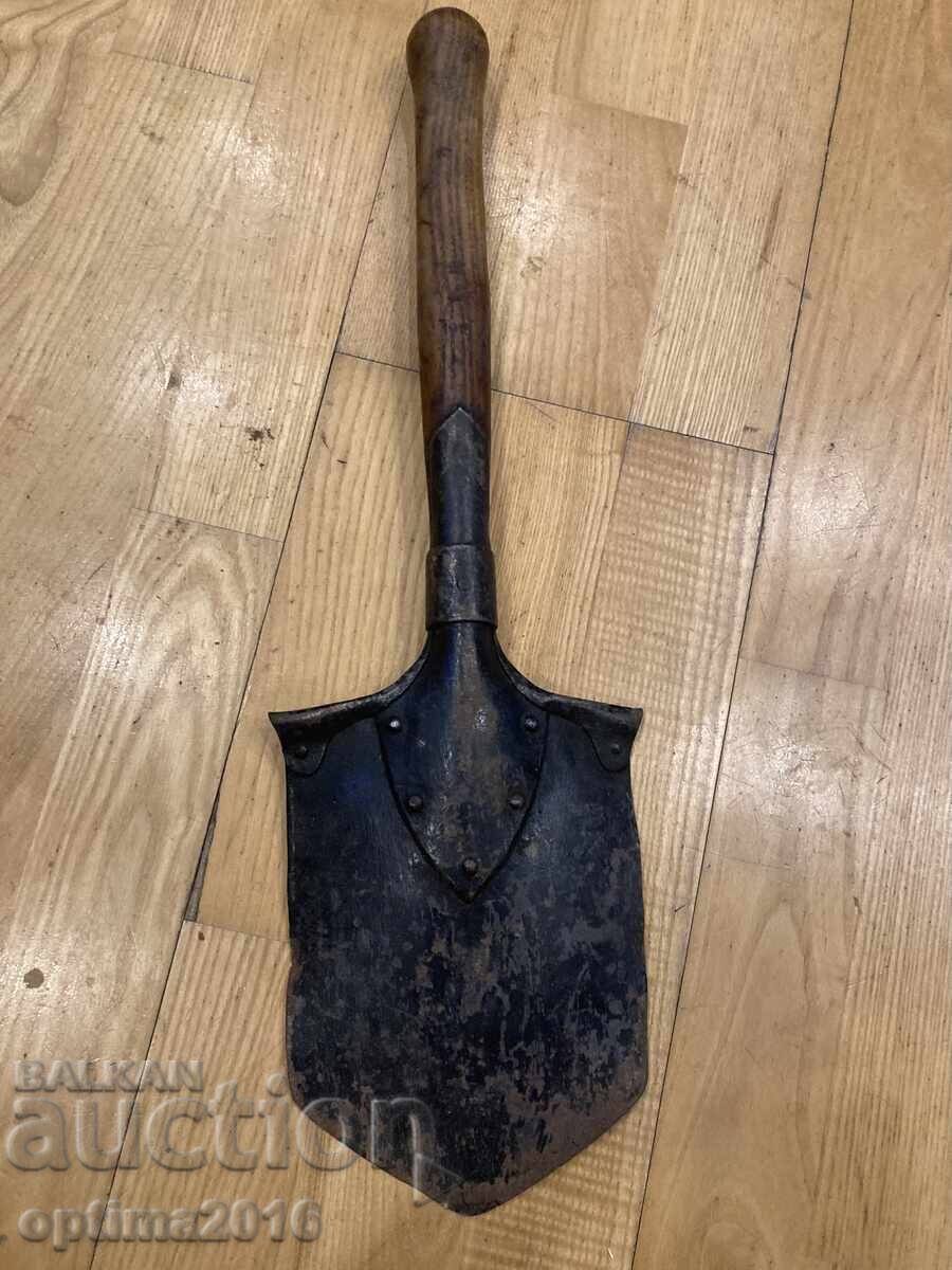 Lopată militară cu preț € 29.00 | 56.72 BGN