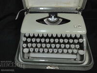 MAȘINĂ DE SCRIS PORTABILĂ RETRO VECHE ADLER TIPPA