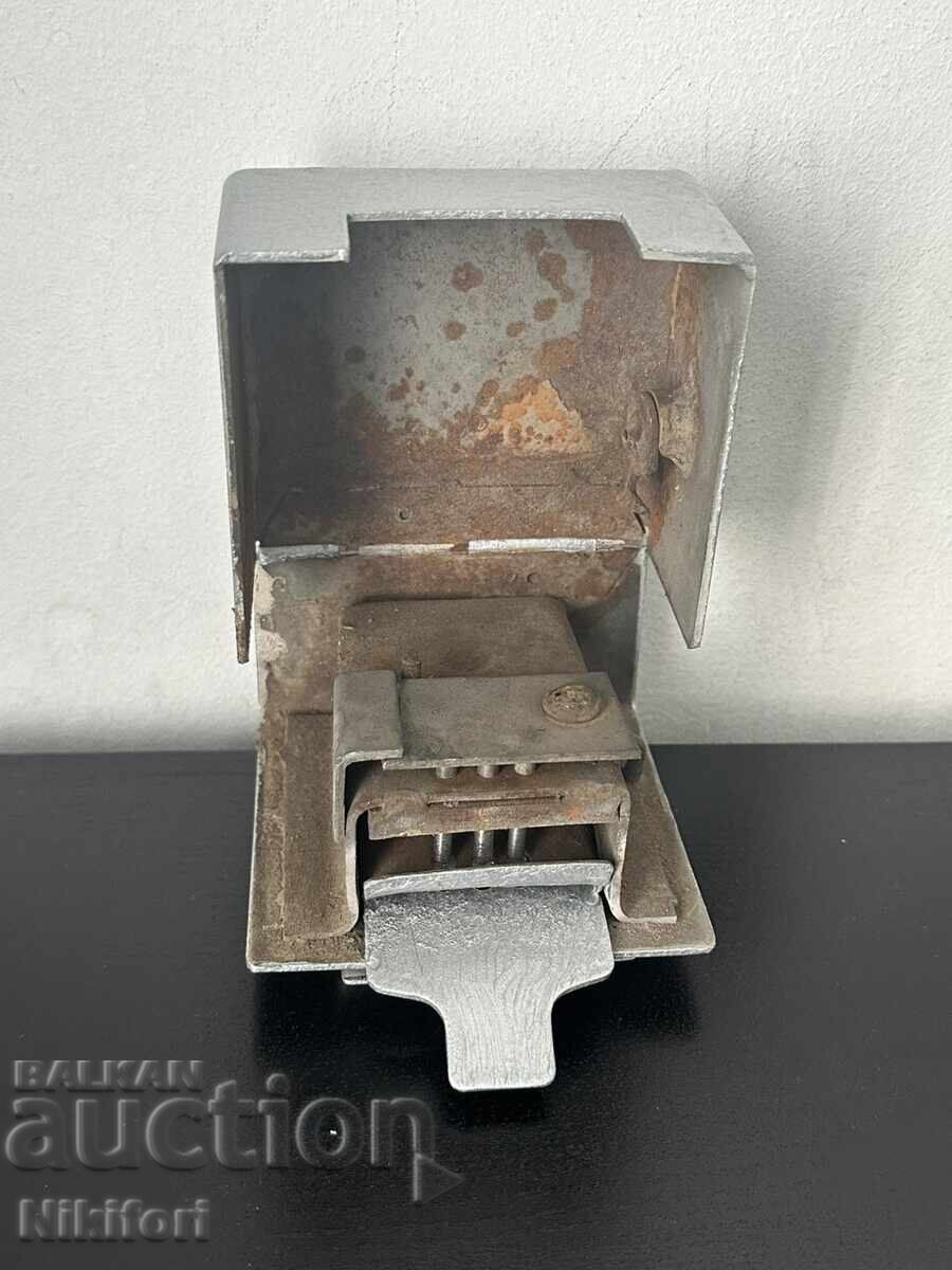 Perforator social pentru taxare automată tramvai - 6 Perforator social pentru taxare automată tramvai - 6
