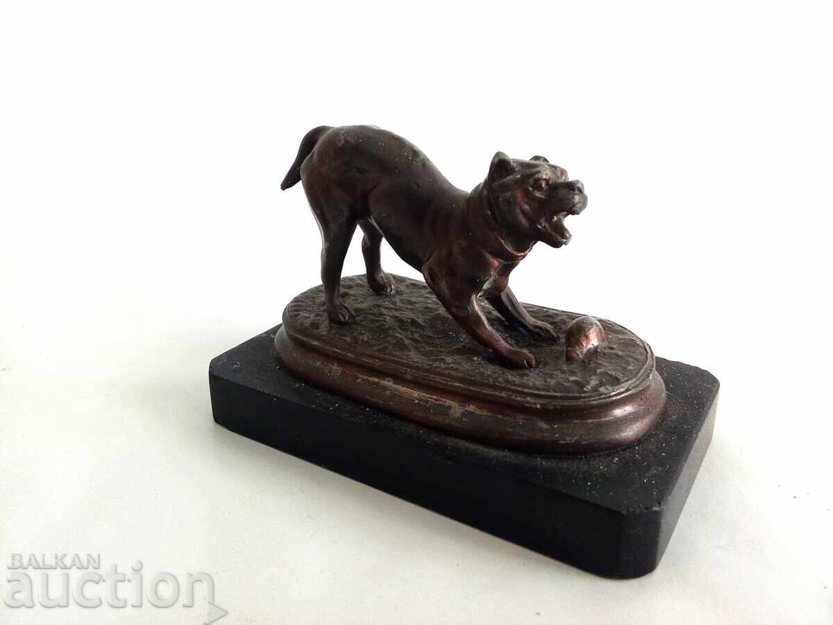 sculptură antică cu preț € 100.00 | 195.58 BGN