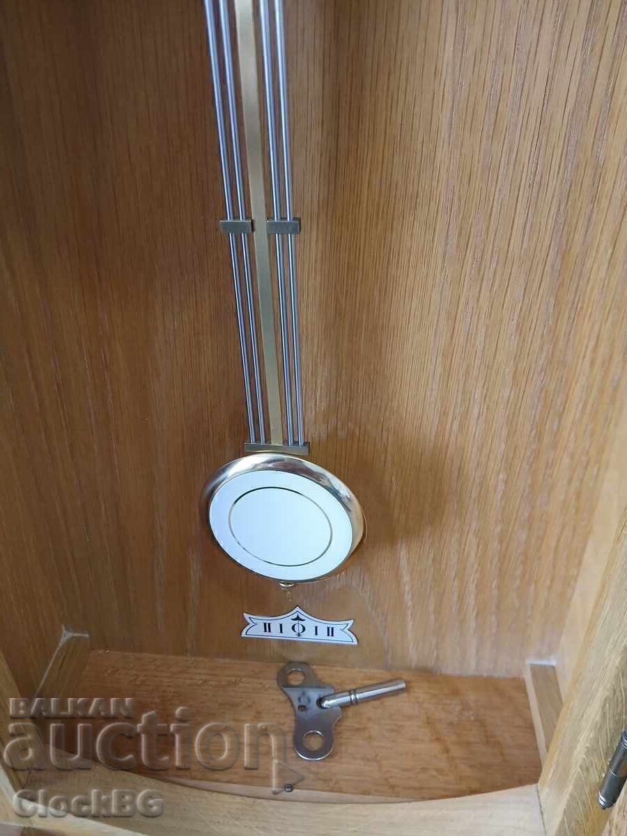 Auction  German-style wall regulator (modern reproduction)