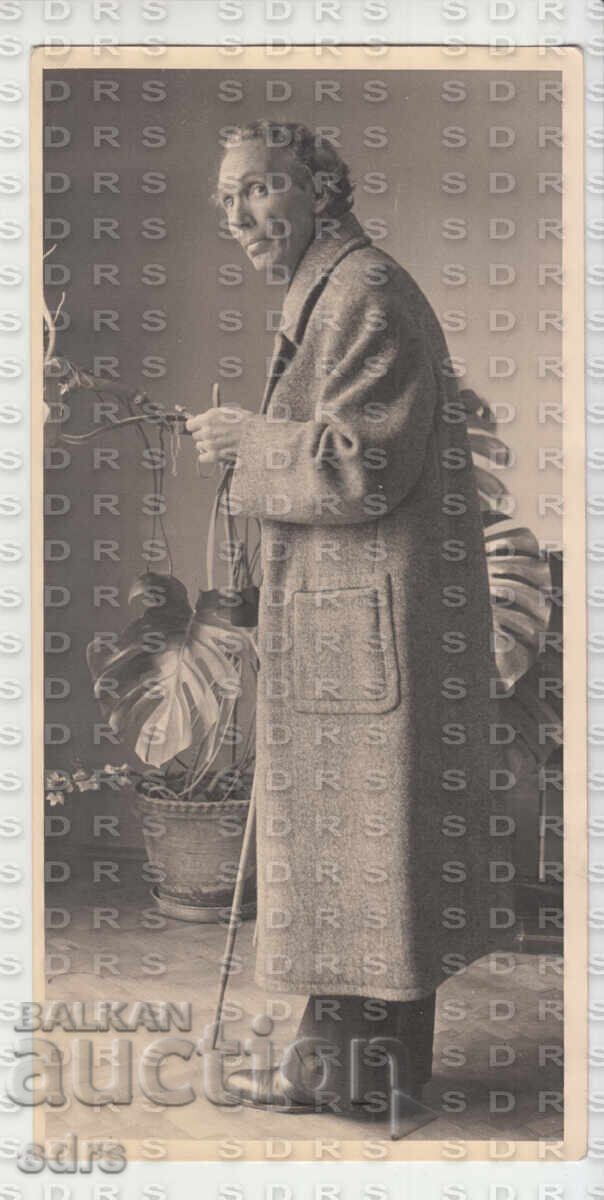 Iliya Beshkov artist 3 original portrait photos 12x23.7cm