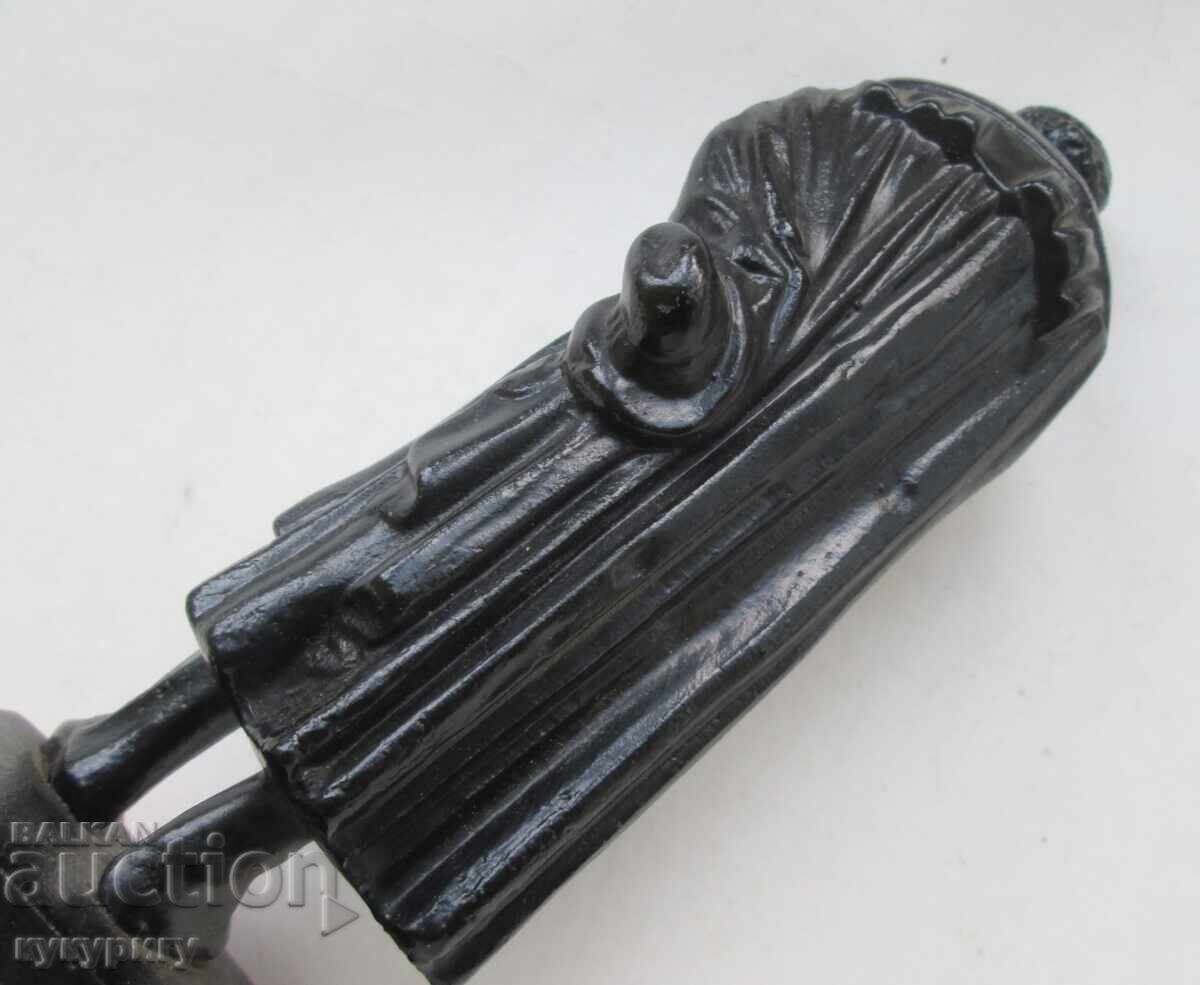 Auction  Antique Russian cast iron statuette figure Pushkin cast iron KASLI