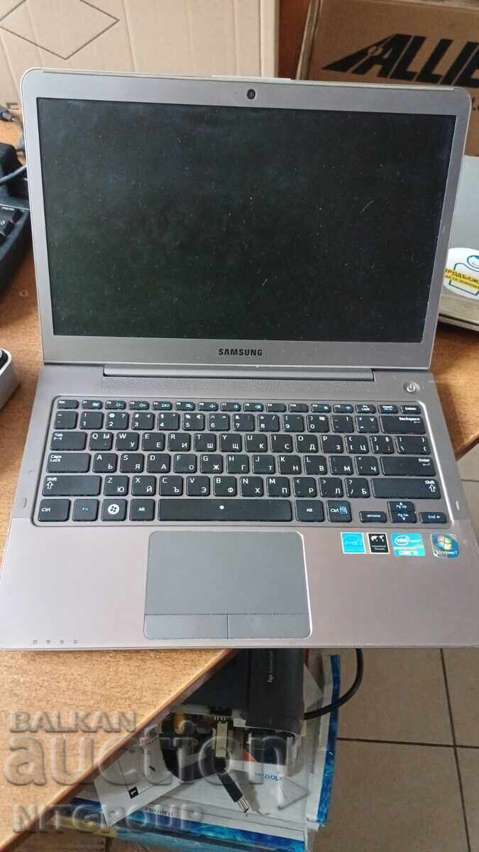 Samsung Series 5 Ultra (μοντέλο NP530U3B)