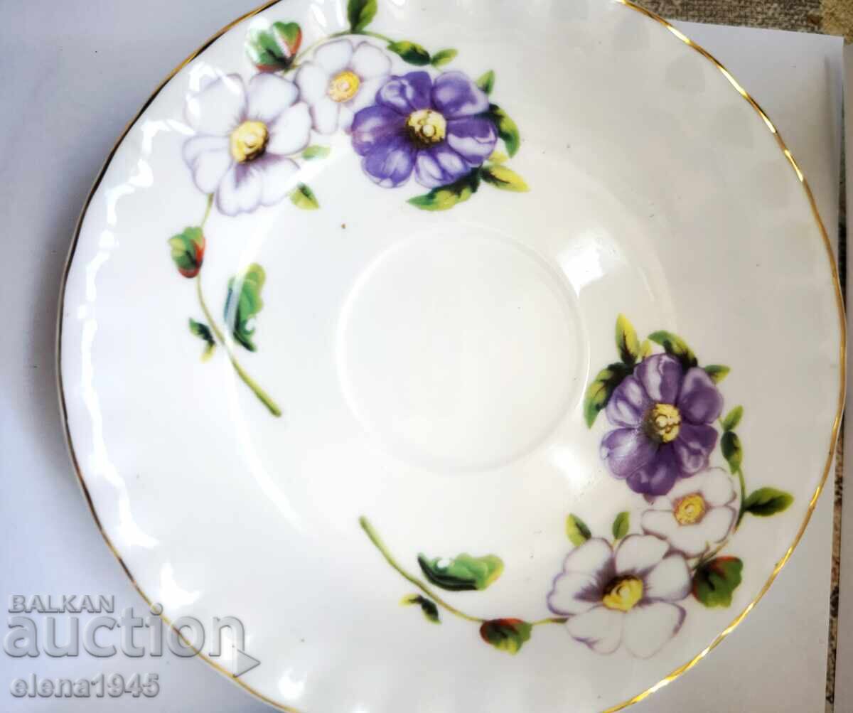 Auction  Royal Albert plates