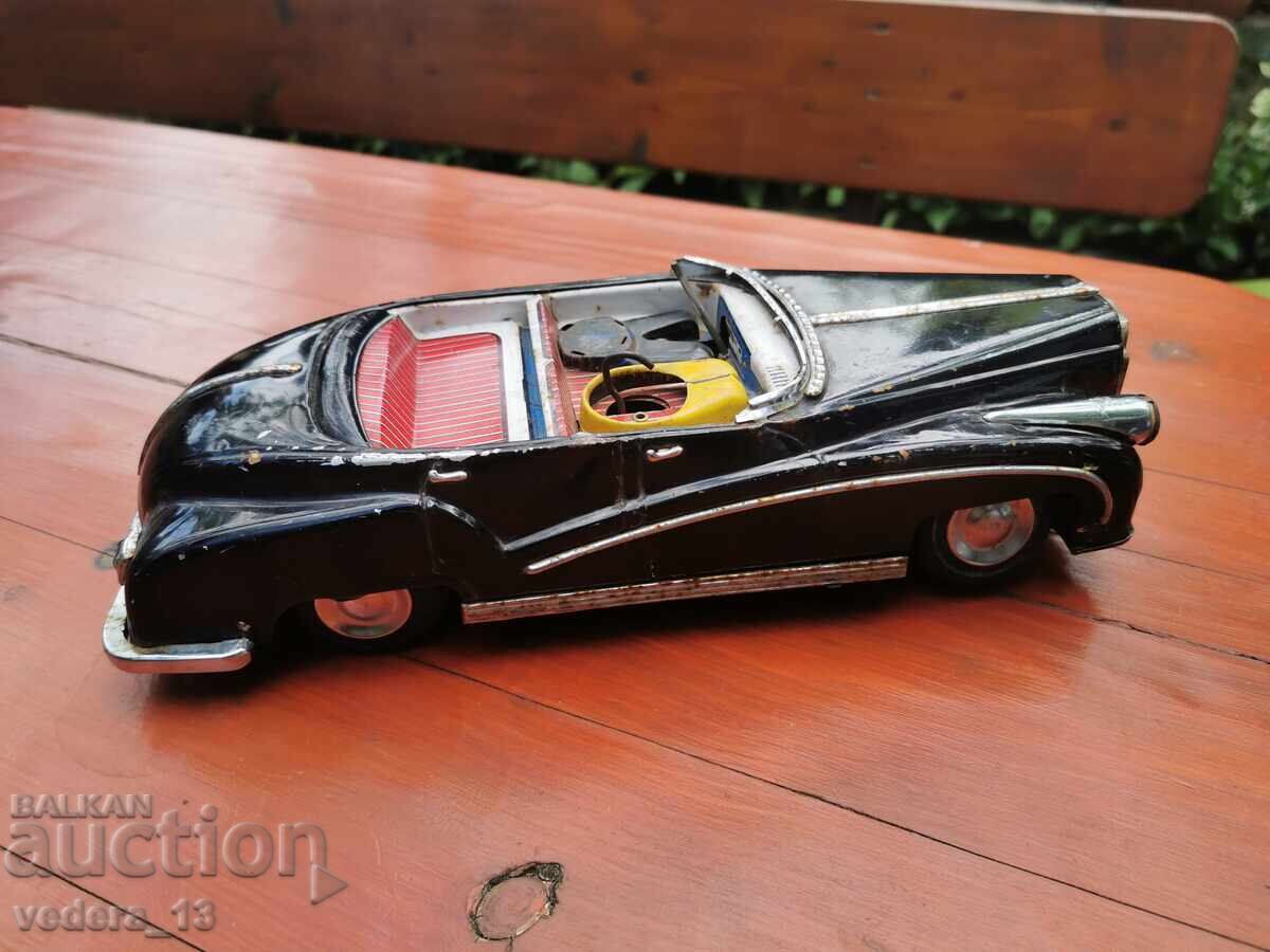 Аукцион Стара ламаринена играчка