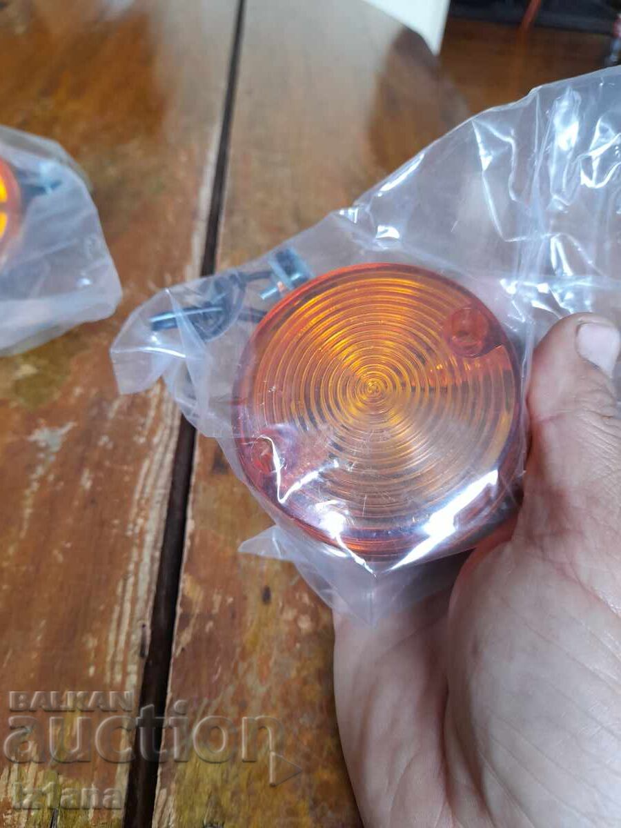 Semnalizatoare vechi Simson cu preț € 75.00 | 146.69 BGN