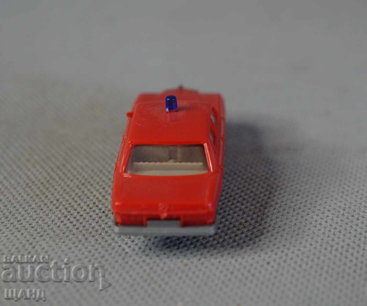 Доставка на MERCEDES 240 D WIKING Немска играчка модел кола 1/87