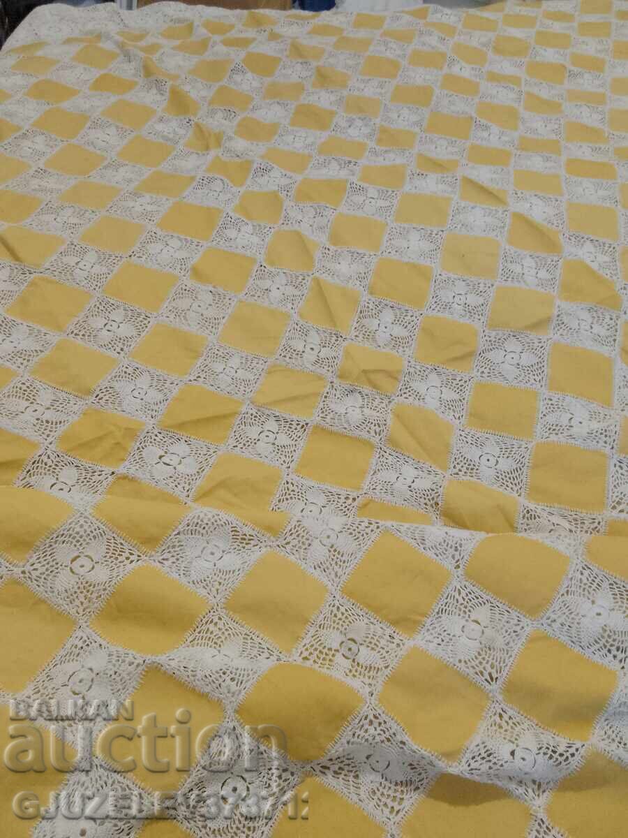 Cuvertură de pat lucrată manual, combinând alb și galben - 7