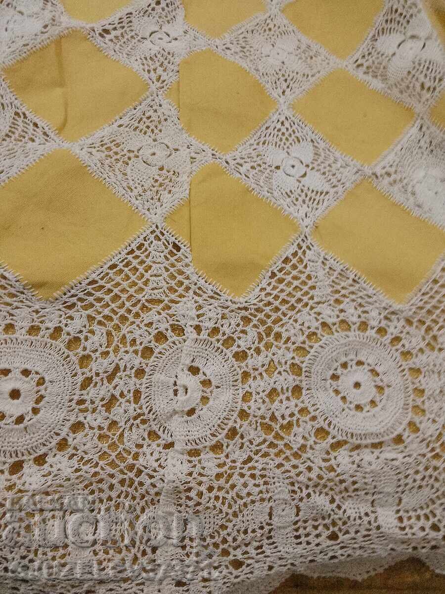 Cuvertură de pat lucrată manual, combinând alb și galben - 7 Cuvertură de pat lucrată manual, combinând alb și galben - 7