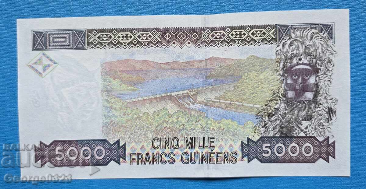 Гвинея 1998 5000 франка UNC Нова с цена € 11.00 | 21.51 лв.