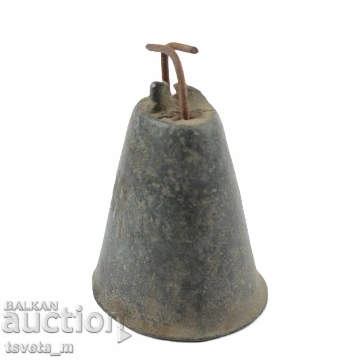 Licitație BOTIOC, CLOPOTER, CLOPOTE din bronz