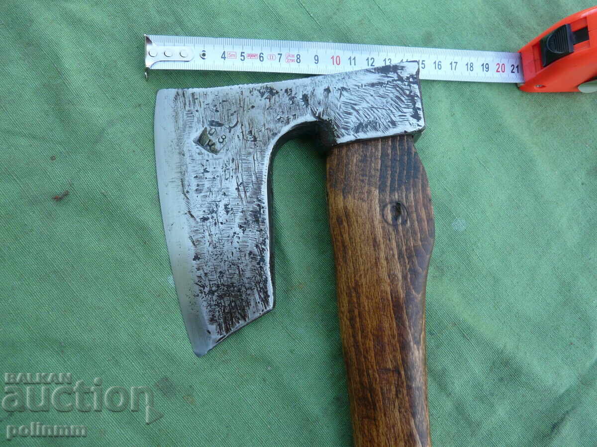 Bulgarian factory-made hatchet - 620 with price € 45.00 | 88.01 BGN