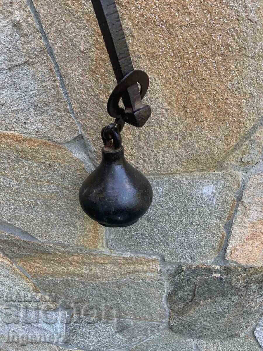 Licitație CÂNTAR OTOMAN URIAȘ ORNAMENTE TOPUZ DIN ALAMĂ