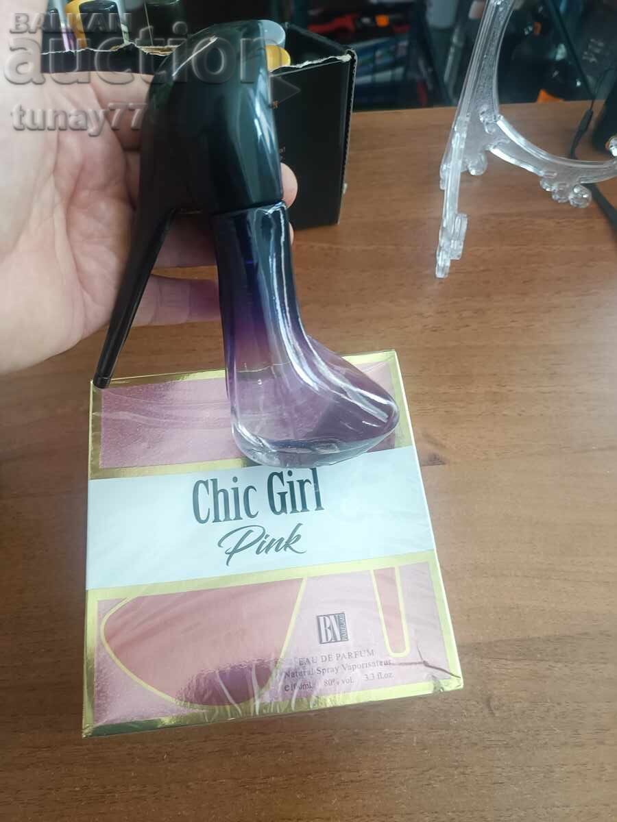 Parfum pentru doamne elegante (Nou) cu preț € 3.61 | 7.06 BGN Parfum pentru doamne elegante (Nou) cu preț € 3.61 | 7.06 BGN