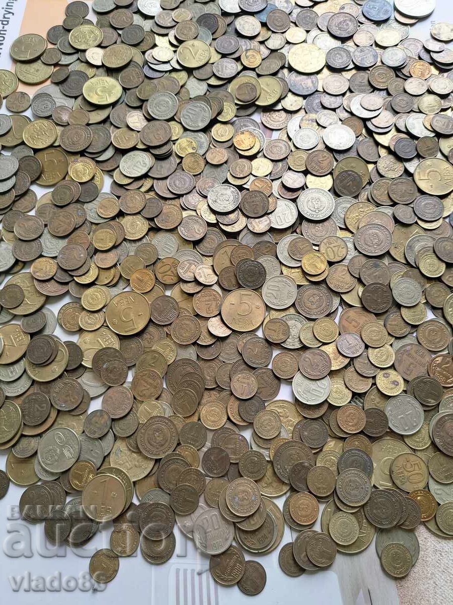 1000 de monede bulgărești vechi cu preț € 150.00 | 293.38 BGN 1000 de monede bulgărești vechi cu preț € 150.00 | 293.38 BGN