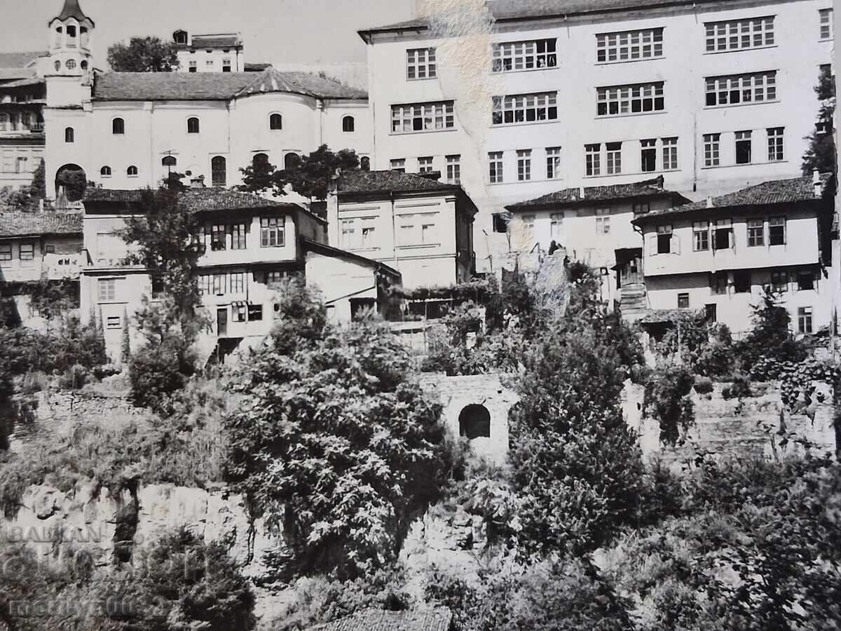 Φωτογραφία καρτ ποστάλ Τάρνοβο 1960 γ. Πανοραμική άποψη με τιμή € 12.94 | 25.31 BGN Φωτογραφία καρτ ποστάλ Τάρνοβο 1960 γ. Πανοραμική άποψη με τιμή € 12.94 | 25.31 BGN