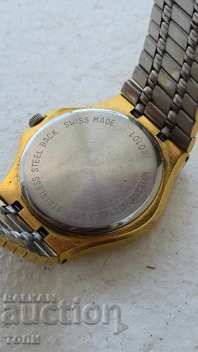 Delivery of CERTINA QUARTZ SWISS MADE RARE WORKING NO WARRANTY BZC !!!